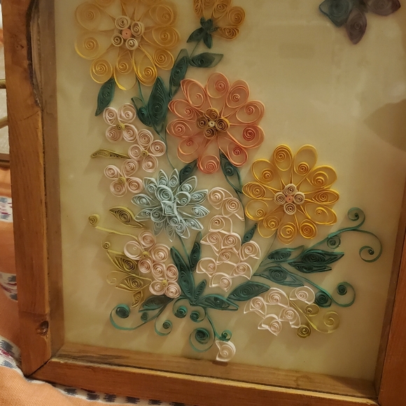 Vintage Handmade Paper Flowers 70s Retro Wall Art - Picture 9 of 14